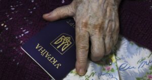 Українців у Польщі дедалі частіше оформлюють як туристів - що відбувається на кордоні — Світ