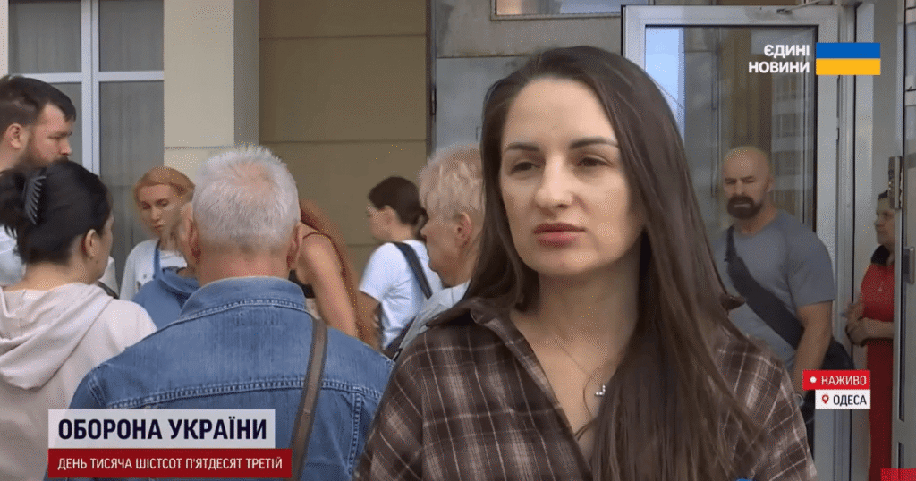 "Мамо, ми що померли?": жінка після удару Росії діставала з-під завалів свого сина — моторошні подробиці "Мамо, ми що померли?": жінка після удару Росії діставала з-під завалів свого сина — моторошні подробиці
