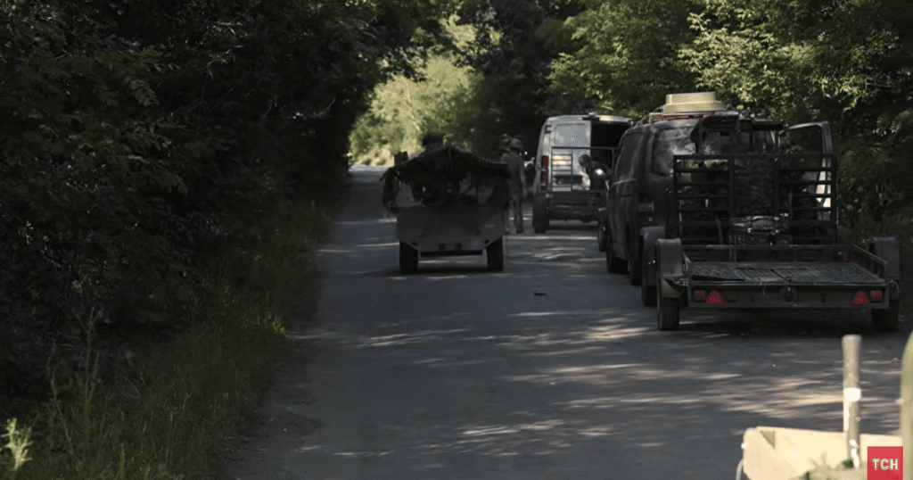 "Лють", "Змій" та "Сергійович": як на фронті в Україні воюють унікальні "залізні воїни" (фото, відео) "Лють", "Змій" та "Сергійович": як на фронті в Україні воюють унікальні "залізні воїни" (фото, відео)