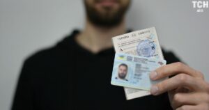 Нові Правила для Водіїв: Права з 17 років, Термін Дії Посвідчень та Визнання Рішень у ЄС