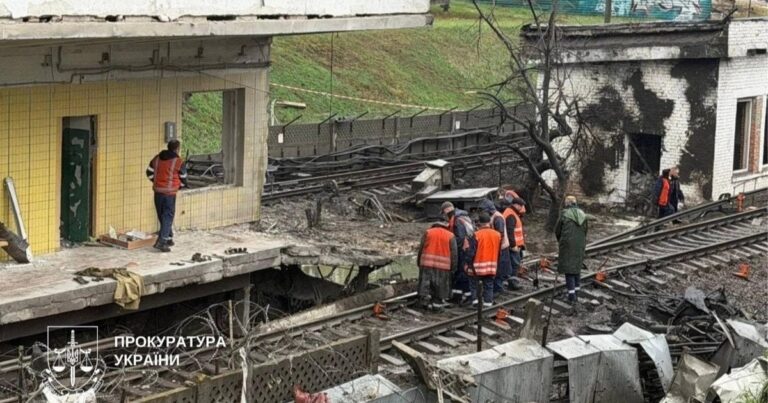 Чернігівська: Чому строки відновлення станції метро не називають? Пояснення КМВА