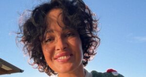 «Учора махати трусами, а сьогодні читати диктант»: у Мережі сваряться через Дашу Астаф’єву на Радіодиктанті-2026