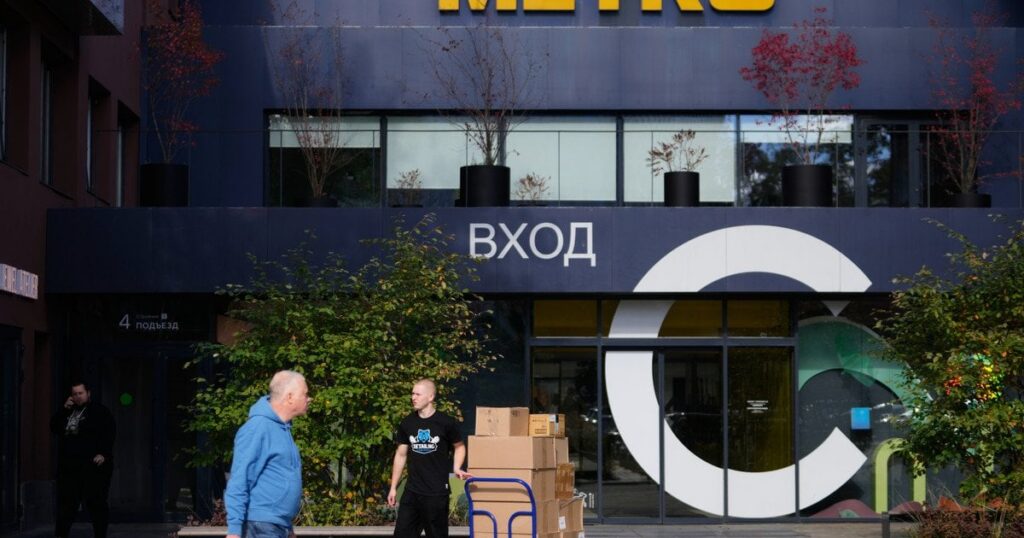Російський підрозділ Metro перерахував мільярд рублів армії РФ — Світ Російський підрозділ Metro перерахував мільярд рублів армії РФ — Світ