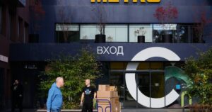 Російський підрозділ Metro перерахував мільярд рублів армії РФ — Світ