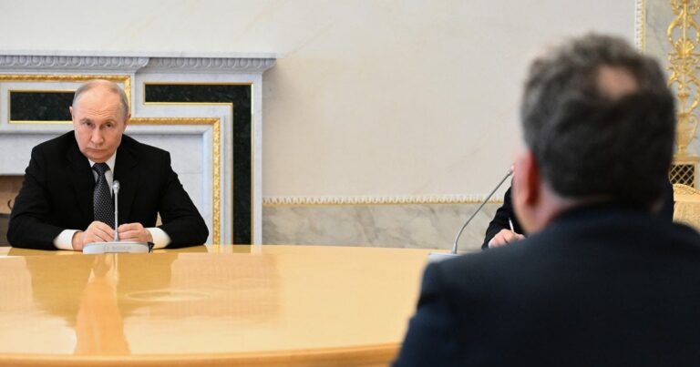 Кремль озвучує “мирні” вимоги: Росія просуває власні інтереси та ставить ультиматуми щодо України