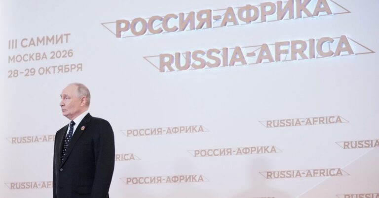 Росія прагне перенести заводи в Африку: Путін про плани на тлі санкцій