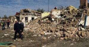 РФ атакувала Україну балістичними ракетами, “Шахедами” та дронами з шести напрямків: наслідки та заяви