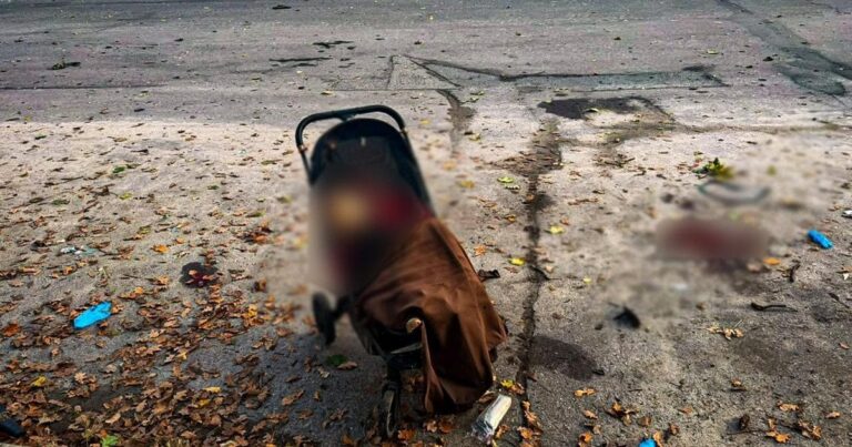 Трагедія у Новій Водолазі: Російський удар по парку забрав життя немовляти та двох жінок, 15 людей постраждали