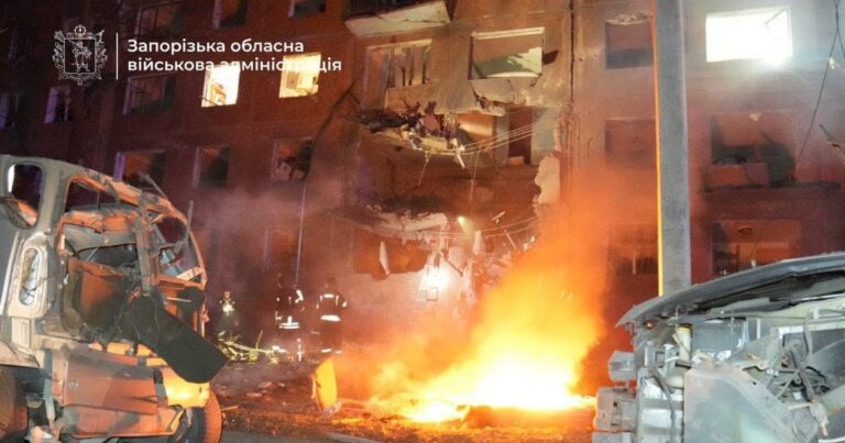Житловий будинок у Запоріжжі зруйновано: двоє загиблих, тривають пошуки під завалами
