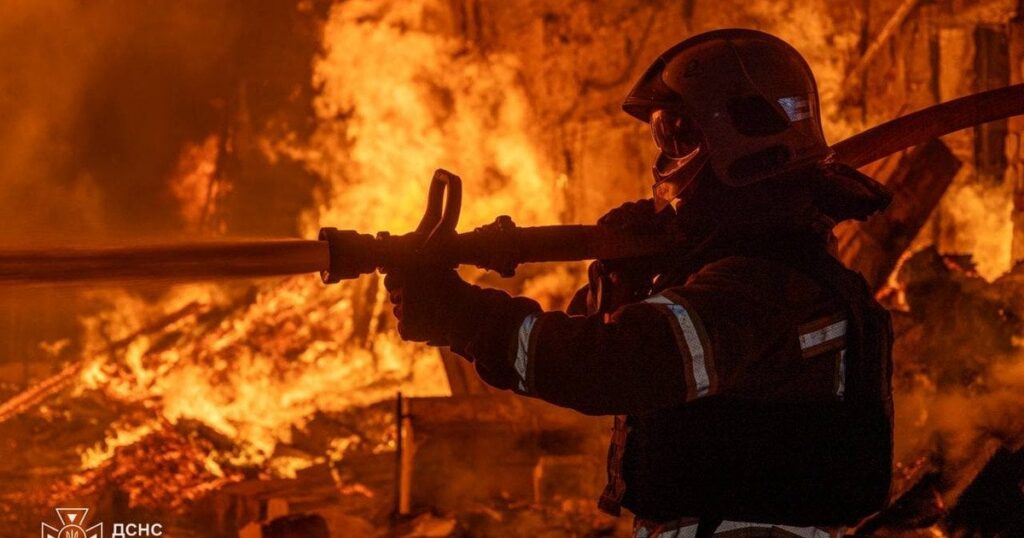 Росія вдарила по великому обласному центру: "прилетіло" у навчальний заклад – перші деталі