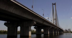 Що залишилося після удару по Південному мосту: у КМДА повідомили результати обстеження
