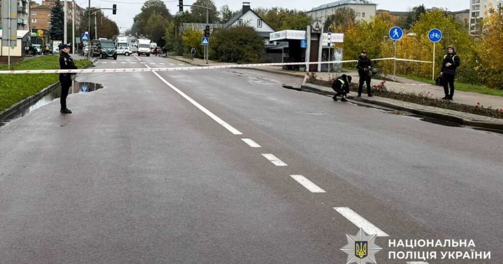 РФ атакувала Рівненщину: у Дубні палає «Епіцентр», є поранені (фото)