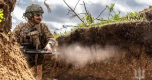 Війна в Україні: росіяни просунулися біля Нового Донбасу — Укрaїнa