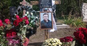 Поховання окупанта — на Дніпропетровщині військового РФ видали за рятувальника, Штефан про деталі — Укрaїнa