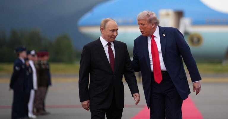 Трамп, Путін і Зеленський: Аналіз стратегії США щодо завершення війни