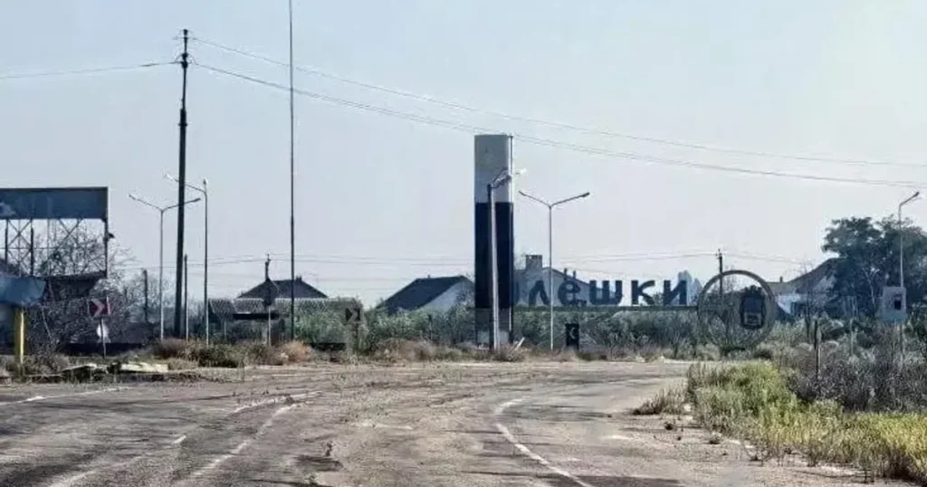 ГУР попередило про "телеміст" РФ: Кремль готує ІПСО, щоб приховати злочини в Олешках ГУР попередило про "телеміст" РФ: Кремль готує ІПСО, щоб приховати злочини в Олешках