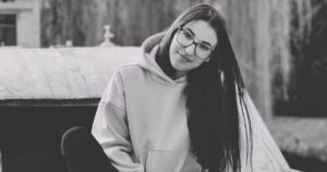 «Їй би ще цвісти та кохати»: внаслідок ракетного удару по Києву загинула 21-річна дівчина з Рівненщини