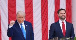 Розбіжності у Вашингтоні: Трамп спростовує доручення Венсу щодо переговорів з Іраном