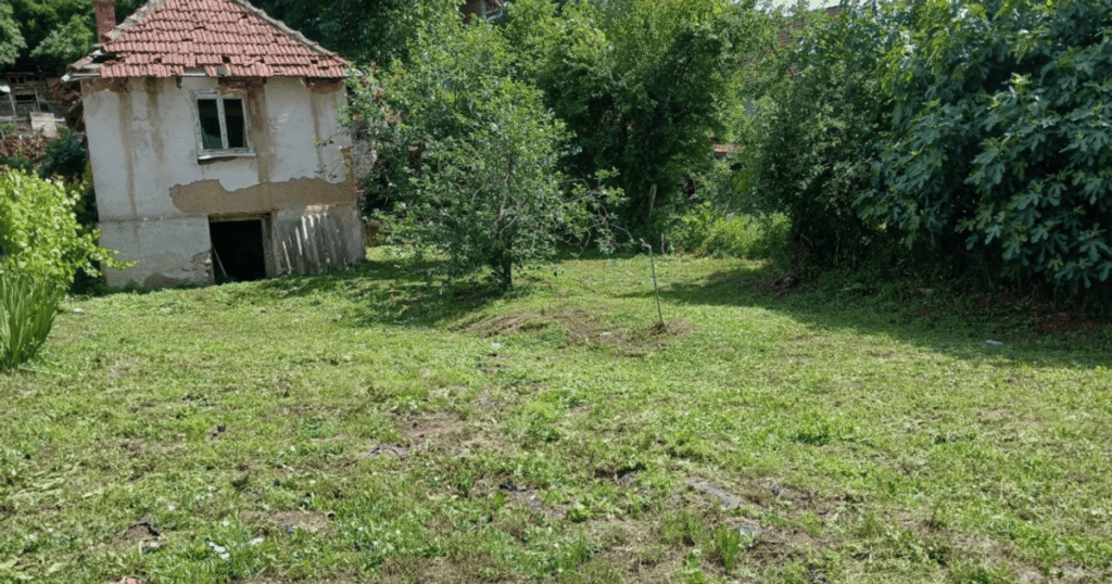 Переселенці із Сум — жінка поскаржилась на аварійні будинки за завищеними цінами — Укрaїнa Переселенці із Сум — жінка поскаржилась на аварійні будинки за завищеними цінами — Укрaїнa