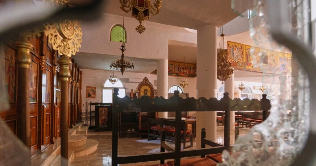Кривава розправа під час похорону: посеред церкви розстріляли майже 50 людей Кривава розправа під час похорону: посеред церкви розстріляли майже 50 людей
