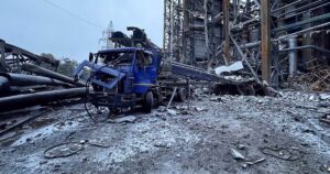 Росія вп’яте атакувала Запоріжсталь: по комбінату випустили ще шість балістичних ракет