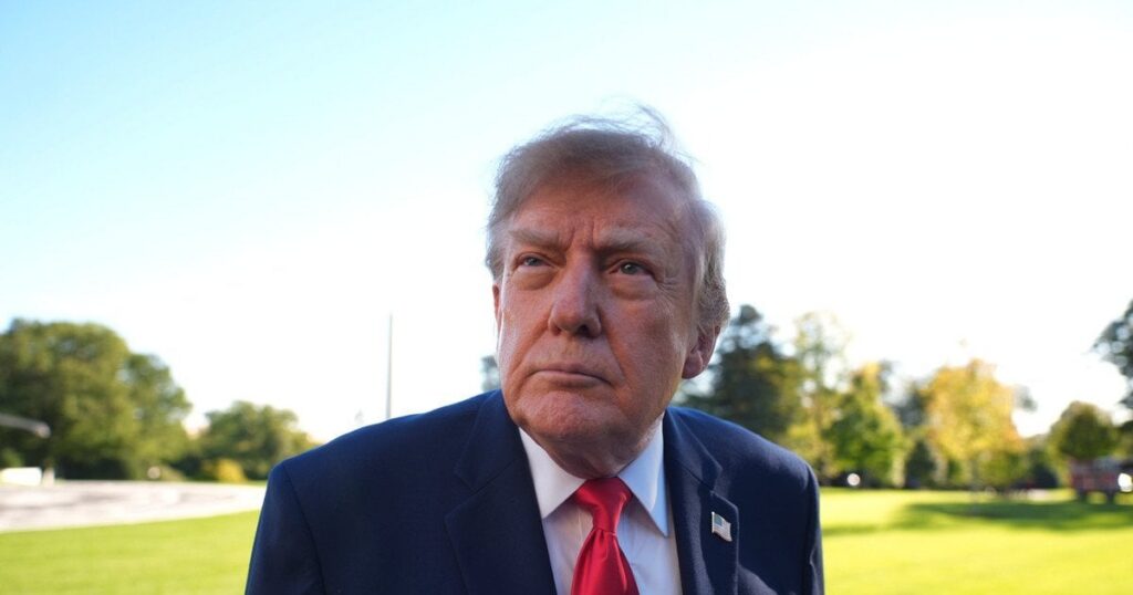 Трамп про санкції РФ — заявив про близьку угоду щодо України і зірвався на журналістах — Політика Трамп про санкції РФ — заявив про близьку угоду щодо України і зірвався на журналістах — Політика