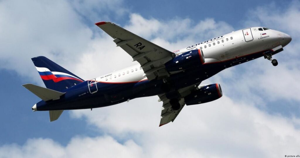 Аварія російського літака — Superjet повернувся до Єревана через поломку — Світ Аварія російського літака — Superjet повернувся до Єревана через поломку — Світ