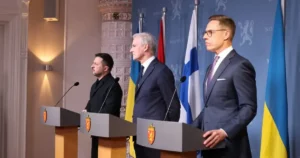 Зеленський розкрив деталі гарантій безпеки для України: “Article 5 light” та візит до РФ