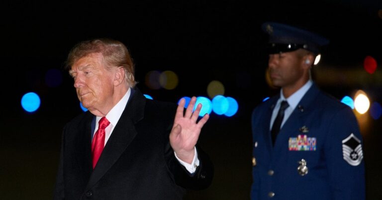 Сенатор США: Трамп діє в інтересах Путіна, а його оточення демонструє некомпетентність