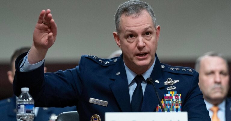 Як посилити допомогу Україні та зламати плани Кремля: пояснення від НАТО