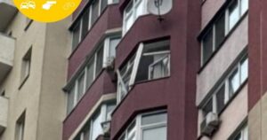 У Києві в багатоповерхівці пролунав сильний вибух: що відомо (фото)