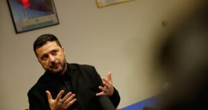 "Половини санкцій" недостатньо для зупинки ракет: Зеленський зробив різку заяву після удару по Прилуках