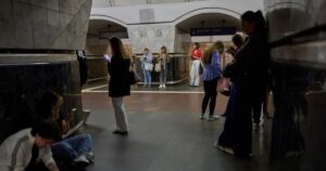 Київське метро повністю зупинило роботу: що сталося та коли відновлять рух