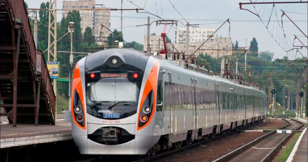 "Укрзалізниця" продовжила маршрут поїзда Київ — Трускавець через Дрогобич: деталі "Укрзалізниця" продовжила маршрут поїзда Київ — Трускавець через Дрогобич: деталі