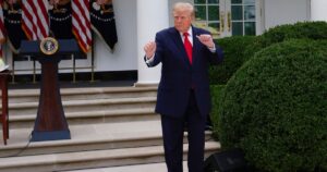 Лора Лумер: Прихильниця Трампа розкритикувала його позицію щодо України і назвала справжнього винуватця війни